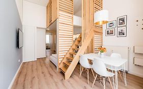 Stylish New Cube Loft By Berlin-Wall-Apartments
